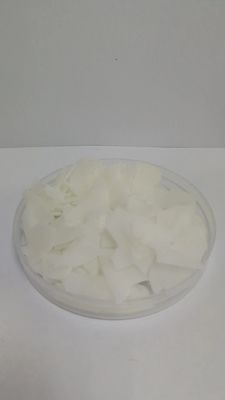 مستحضرات التجميل ميتوسولفات البيهنتريمونيوم 50 Btms للشعر C27H54N2O6S